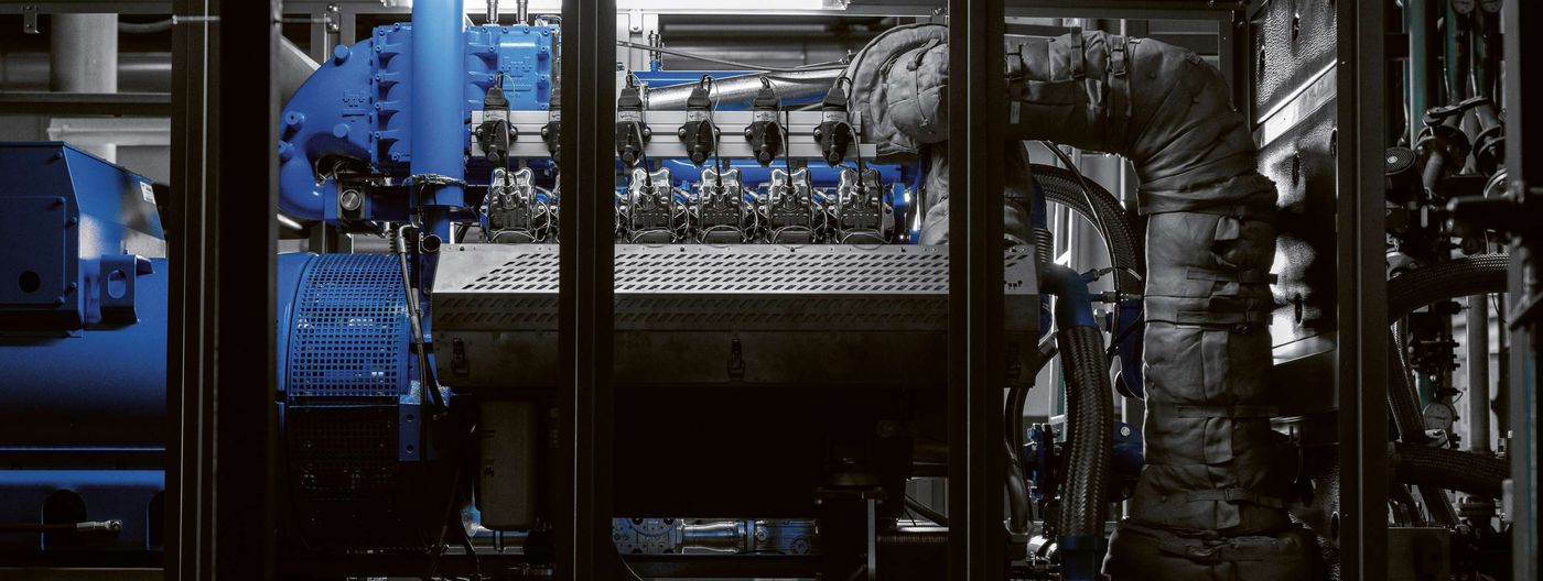 Row of ENERGIN engines in the RSE factory