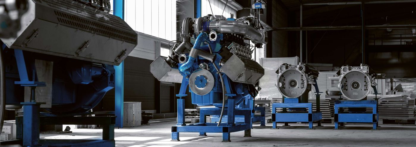RSE factory floor in Mendig with engines and alternators